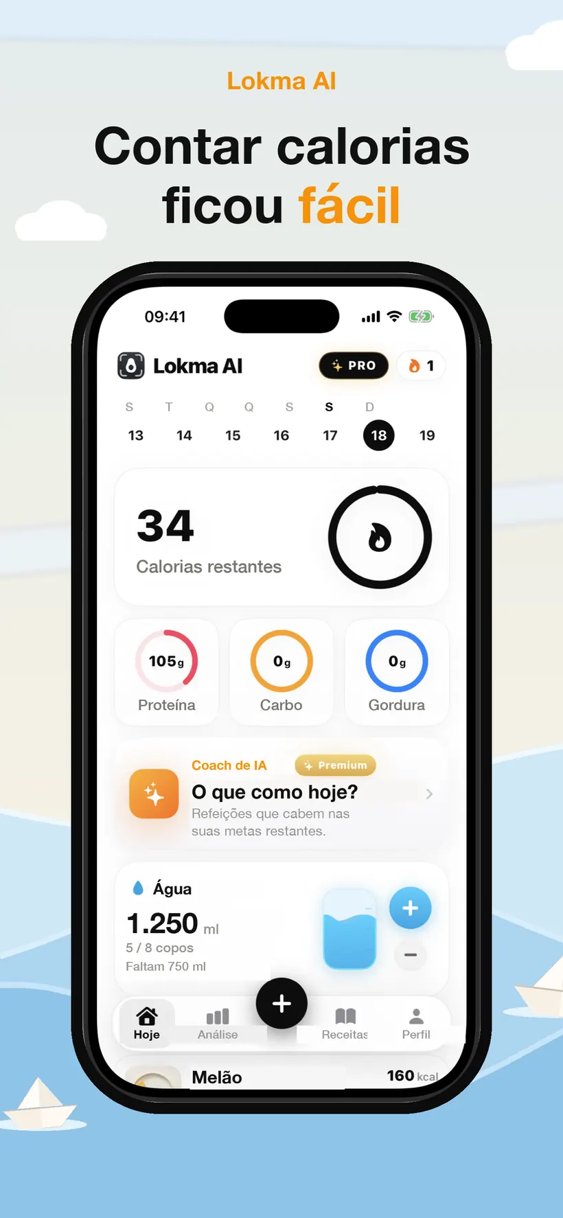 O ecrã Hoje do Lokma com as calorias restantes, anéis de macronutrientes para proteína, hidratos e gordura, um cartão de treinador com IA, registo de água e uma refeição registada